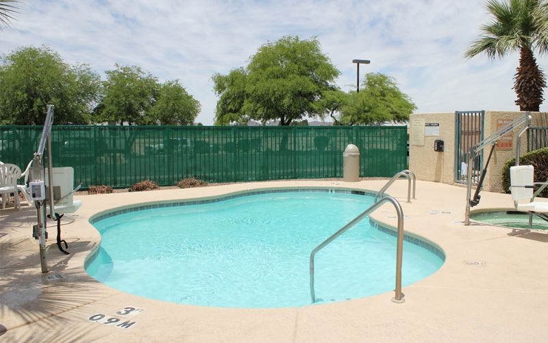 Comfort Inn & Suites